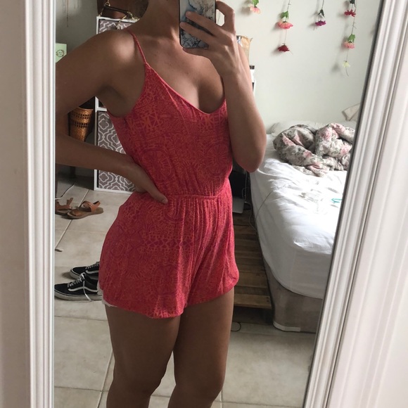 Hot Pink Patterned Romper w/ Lace Trim - Picture 4 of 4